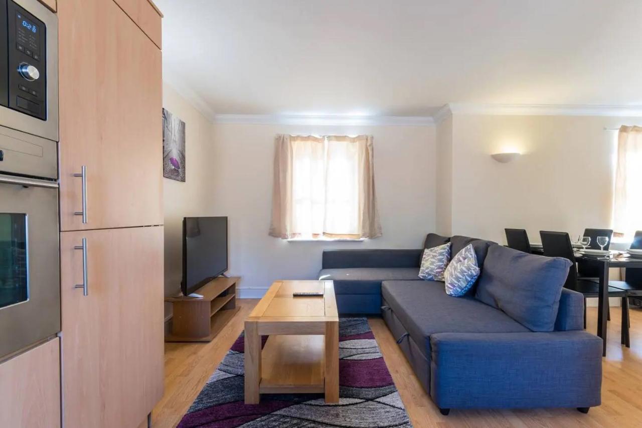 Godwin Court Apartments Swindon Kültér fotó