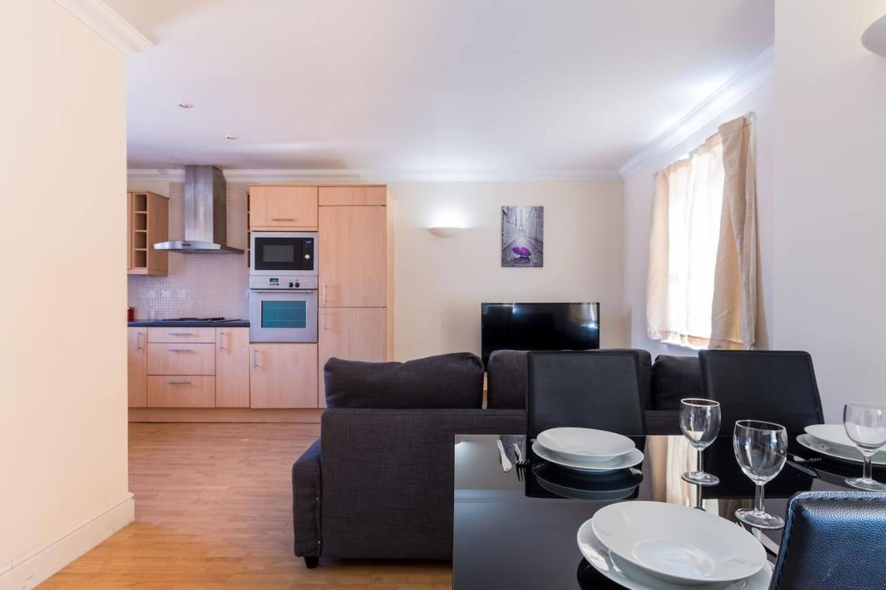 Godwin Court Apartments Swindon Kültér fotó
