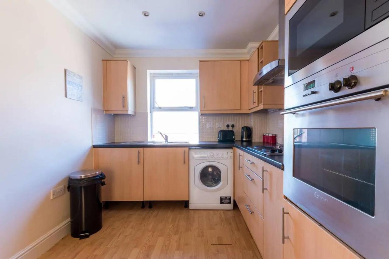 Godwin Court Apartments Swindon Kültér fotó