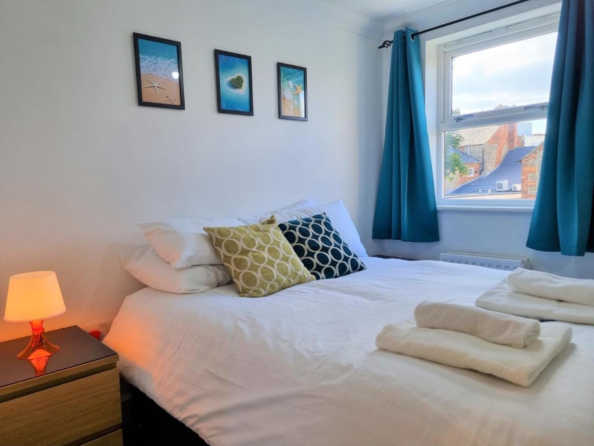 Godwin Court Apartments Swindon Kültér fotó