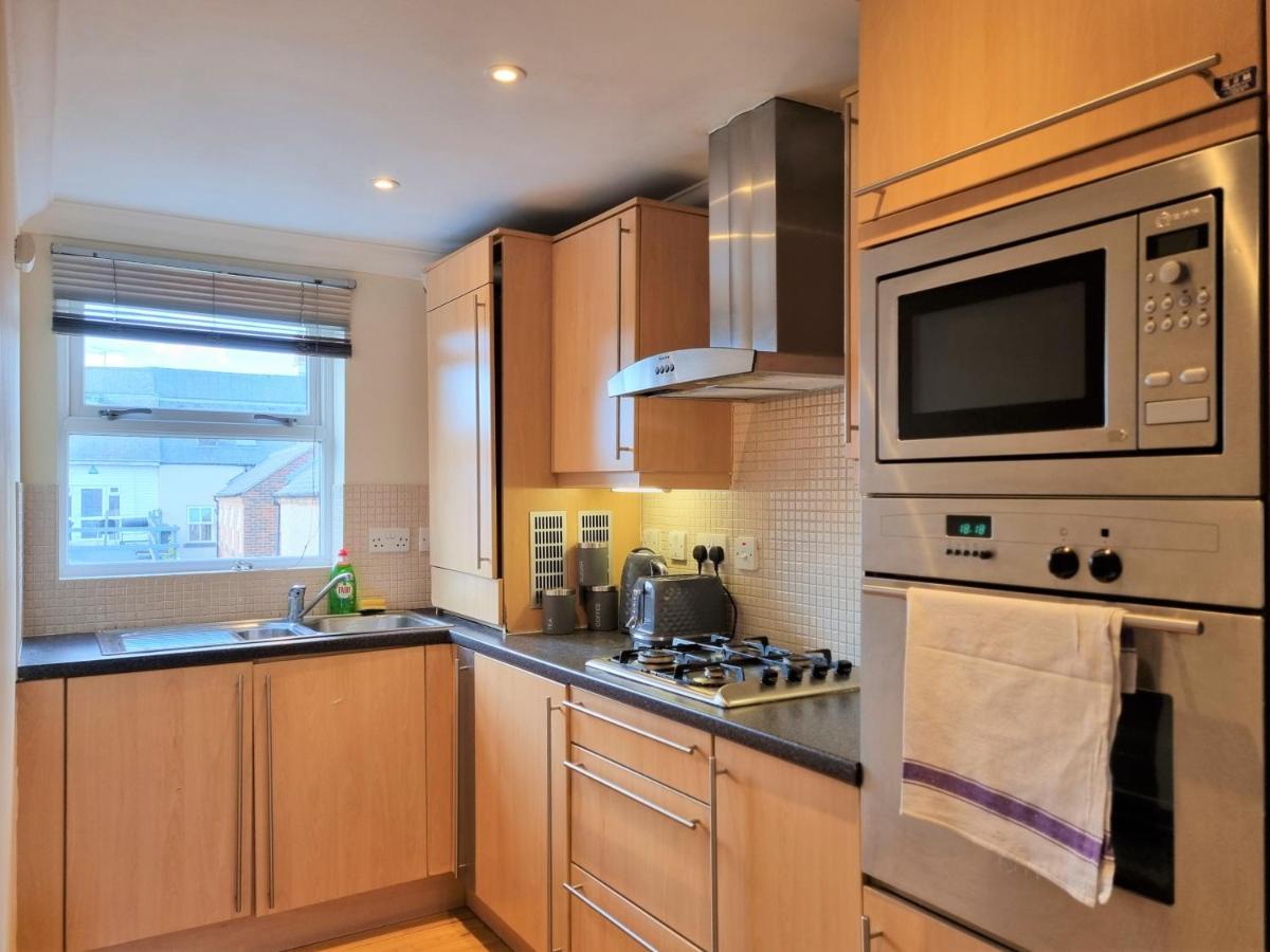 Godwin Court Apartments Swindon Kültér fotó